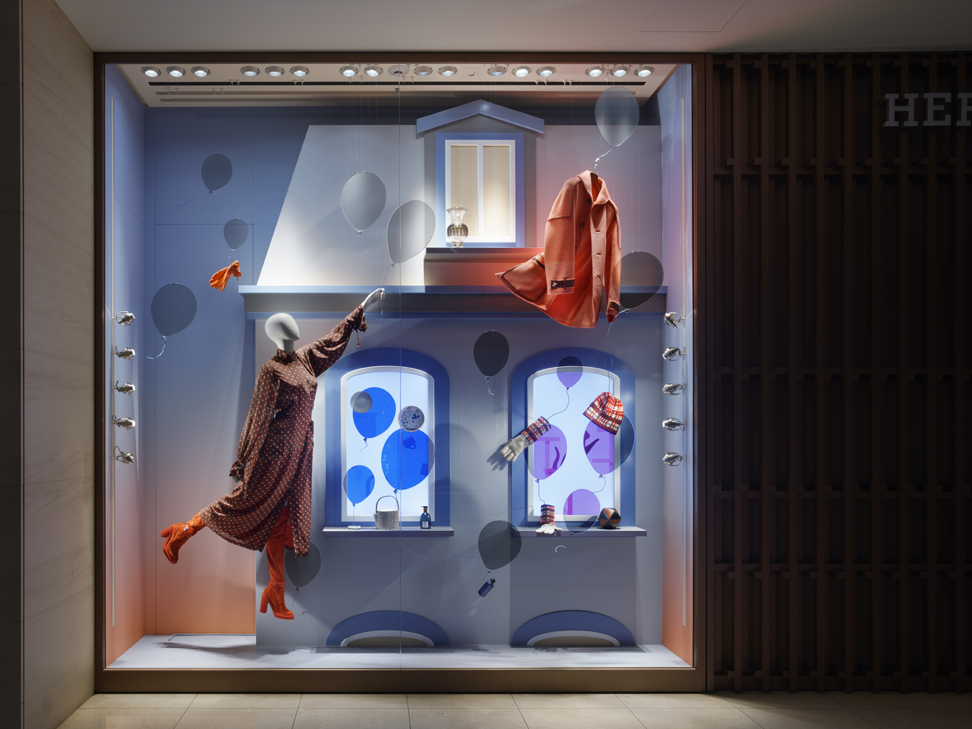 Hermes 2018 A/W window display